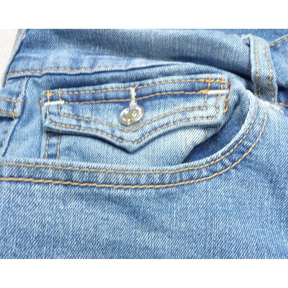 True Religion missing button